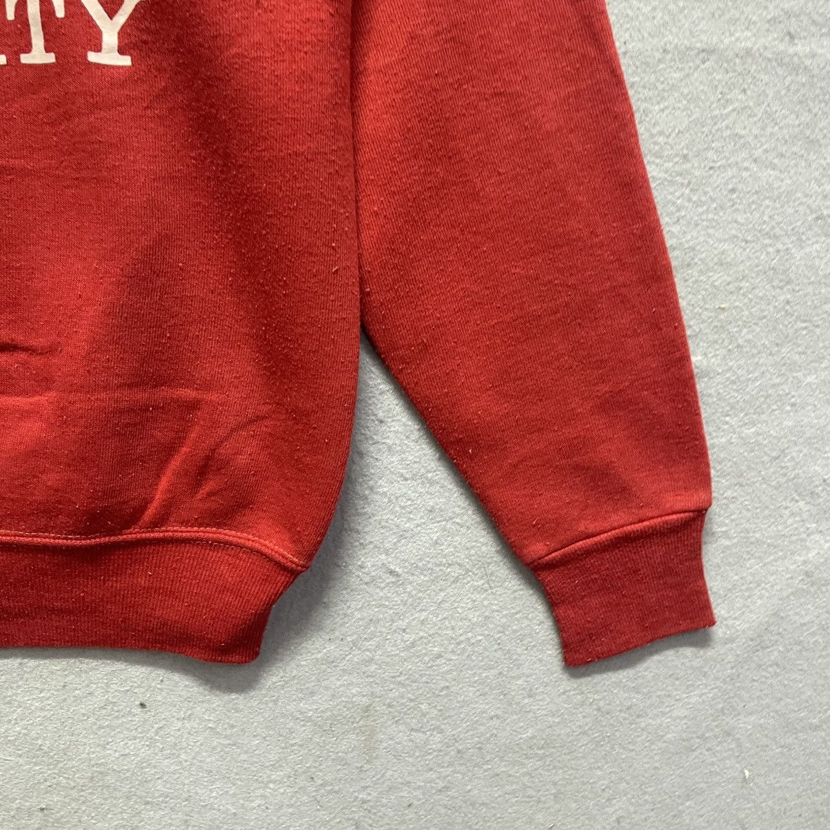 Vintage Vintage Hosei University Crewneck Sweatshirt – Red Size US S / EU 44-46 / 1 - 4 Thumbnail