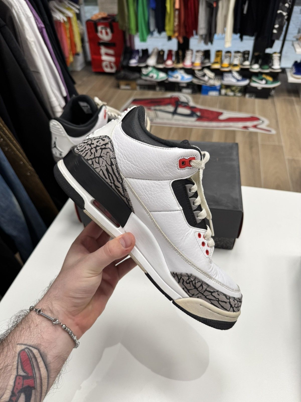 Jordan Brand × Nike Jordan 3 retro infrared 42 (2010) Size US 8.5 / EU 41-42 - 10 Thumbnail