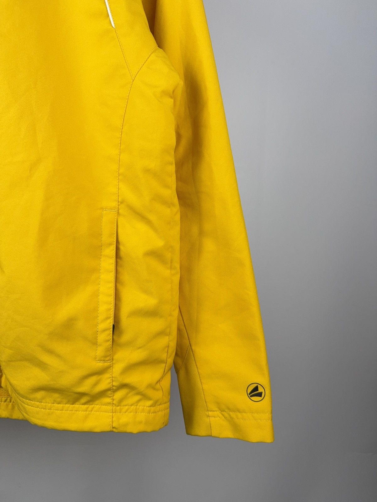 Joma Vintage 00s FC BBC Young Boys Soccer Jersey Jacket Size US S / EU 44-46 / 1 - 4 Thumbnail