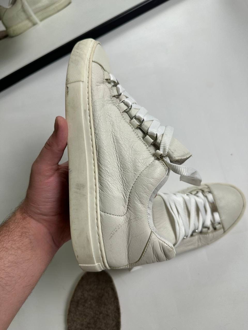 Balenciaga Balenciaga Arena Cracked Opium Leather Opium White Shoes Size US 7.5 / EU 40-41 - 15 Thumbnail