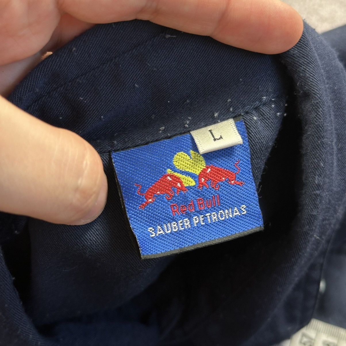 Red Bull VTG Redbull Sauber Petronas Sebastian Vettel Era F1 Racing Size US L / EU 52-54 / 3 - 8 Thumbnail