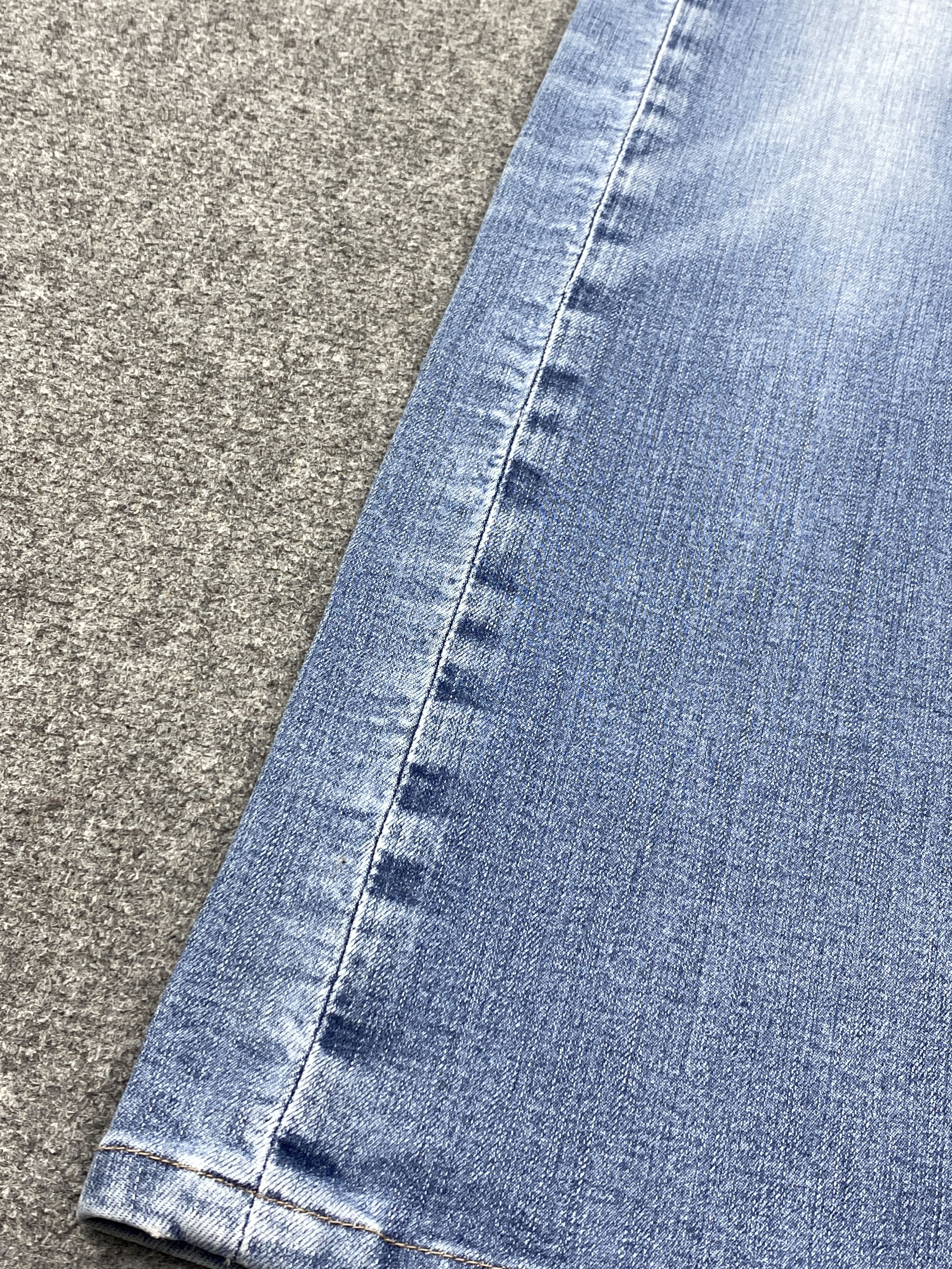 Levi's Vintage Levi's 505 Faded Blue Jeans DP2825 Size US 31 - 11 Thumbnail