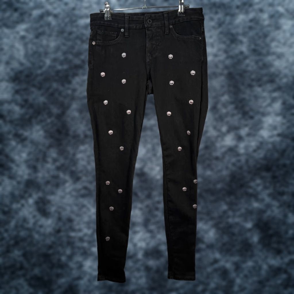 Vintage Modern Saints Womens Jeans Skinny Black 1 Skull Embroidery Denim 5-Pocket Rise Low Inseam 28in XS? Size 25" / US 0 / IT 36 - 1 Thumbnail