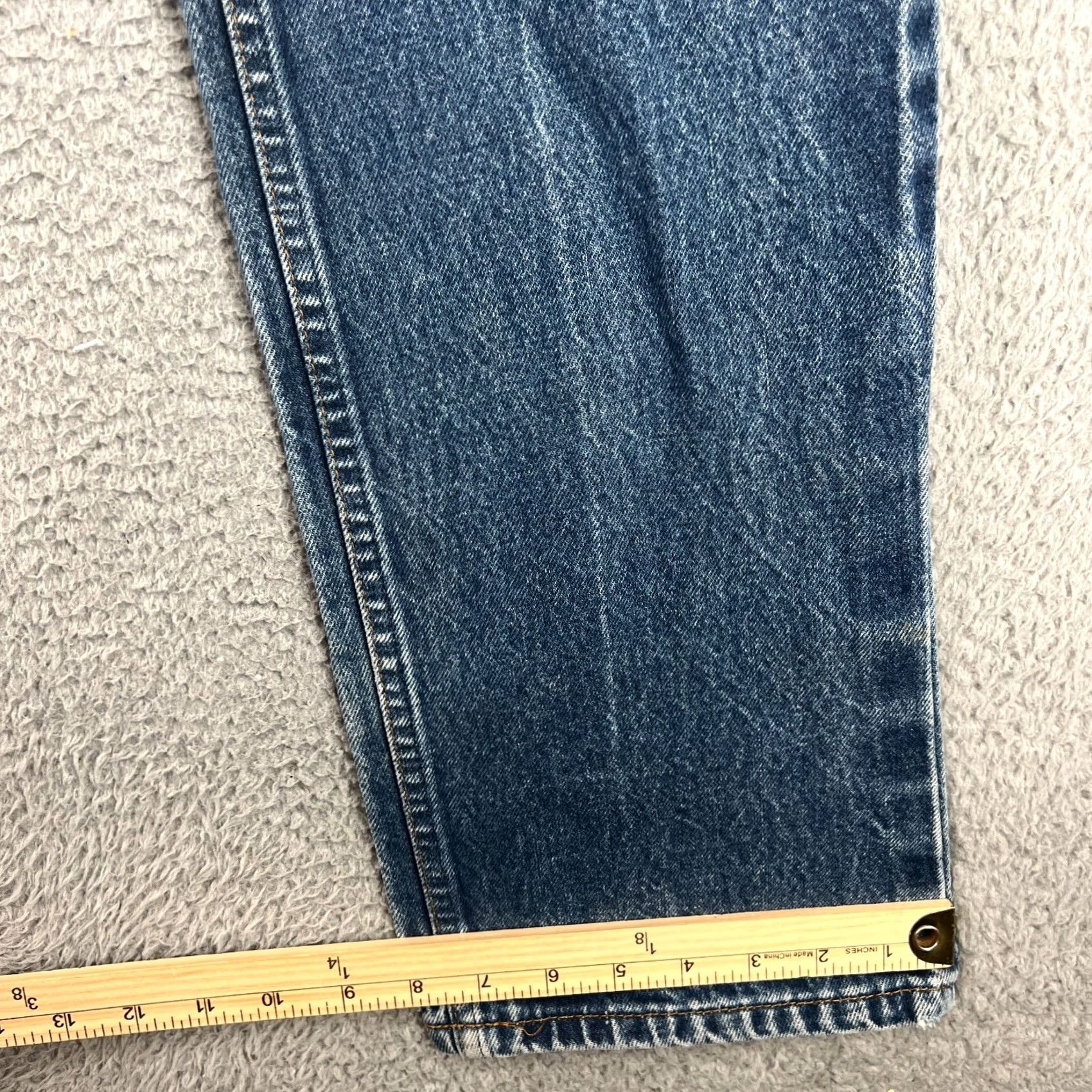 Levi's VINTAGE Levi's Jeans Men's 34x34 Blue Straight 575 80s USA Leather Orange Tab Faded Denim Cotton 5-Pocket Mens Regular Inseam 33 Stretch/Non-Stretch? Size US 33 - 4 Thumbnail