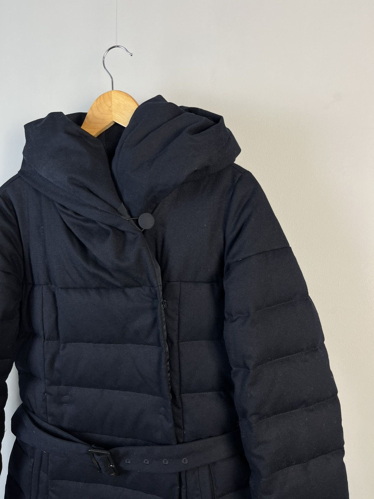 Armani Armani Collezioni Luxury Hooded Belted Jacket Size M / US 6-8 / IT 42-44 - 3 Thumbnail