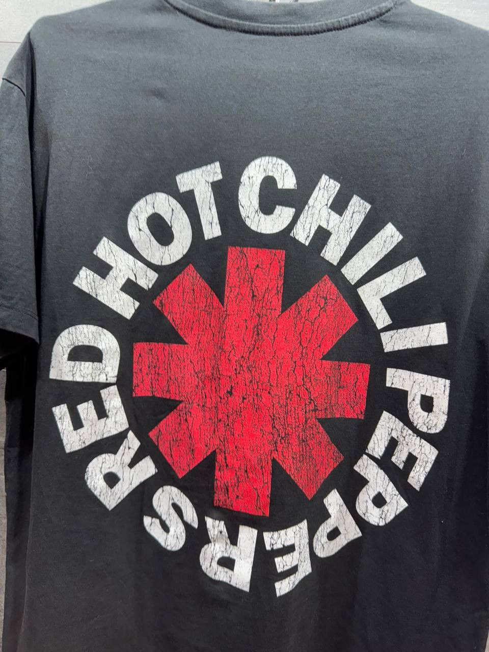 Band Tees Vintage Red Hot Chili Peppers Band Rock T-Shirt Size US XS / EU 42 / 0 - 9 Thumbnail