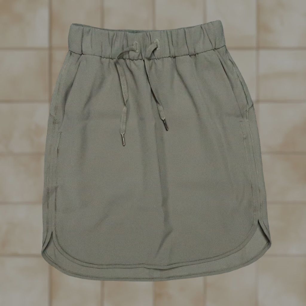 Lululemon Lululemon Skirt Womens 2 Sage On The Fly Woven Drawstring Lightweight Size 26" / US 2 / IT 38 - 1 Thumbnail