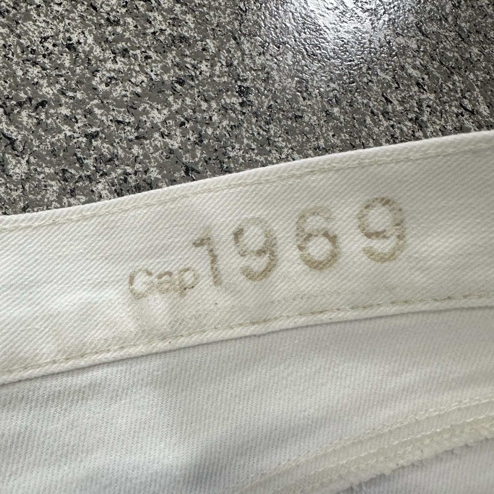 Gap Gap 1969 Shorts Womens 6 28x5 White Mid Rise Cuffed Denim Jean Boyfriend Shirt Size 28" / US 6 / IT 42 - 3 Thumbnail
