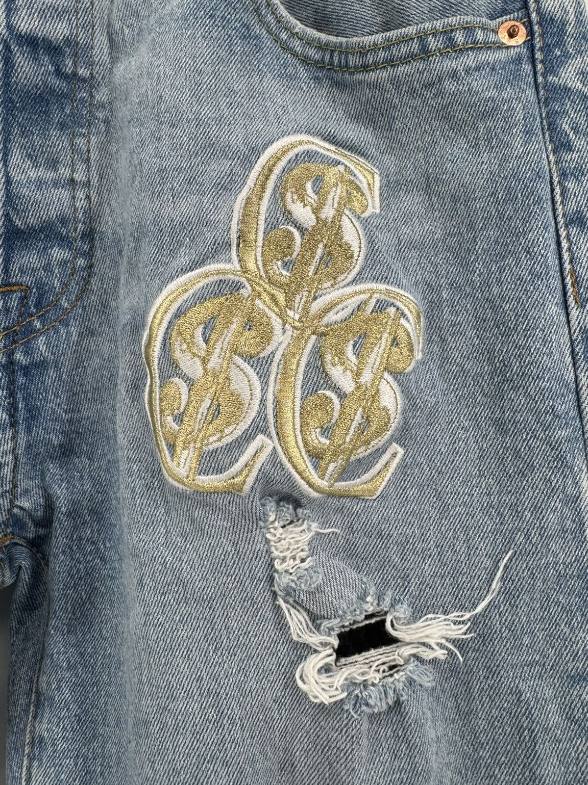 Levi's Christopher smokes levi patch jeans size 30x30 Size US 30 / EU 46 - 2 Thumbnail