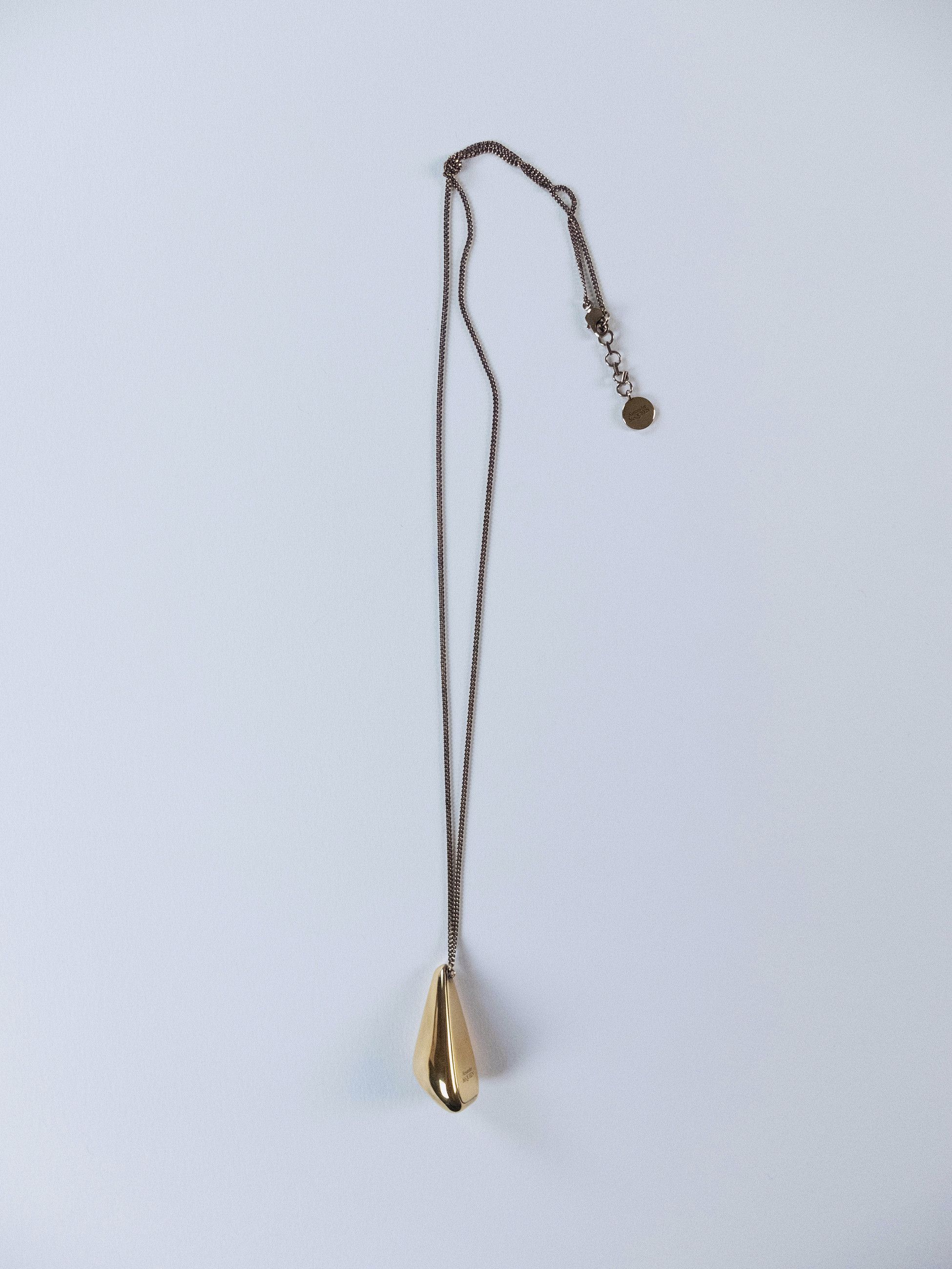 Alexander McQueen ALEXANDER MCQUEEN Claw gold tone metal charm necklace Size ONE SIZE - 3 Thumbnail