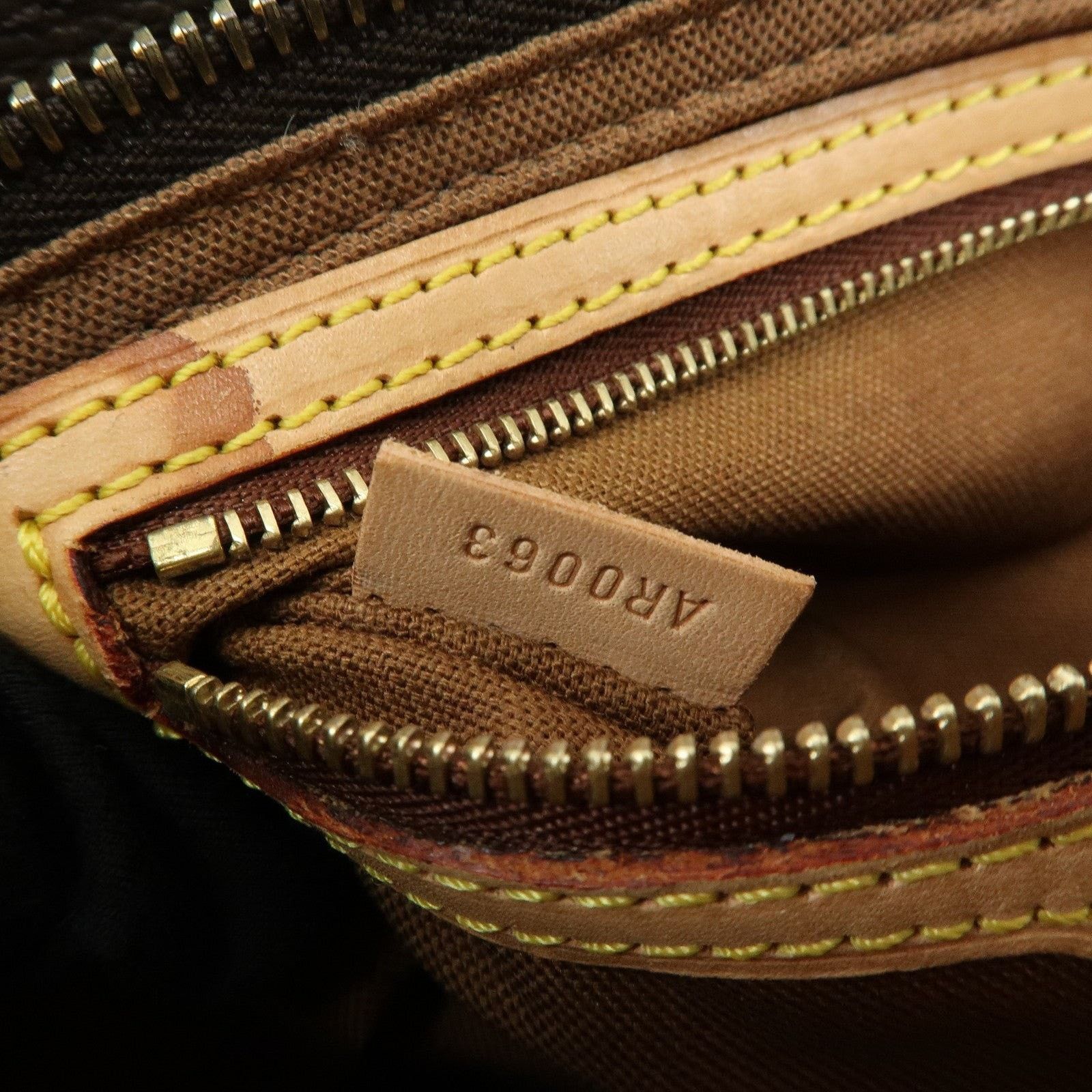 Louis Vuitton Louis Vuitton Monogram Shoulder Bag Size ONE SIZE - 8 Thumbnail