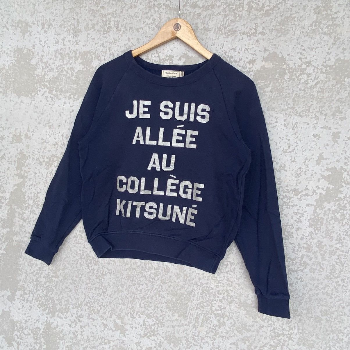Other Vintage Maison Kitsune Printed Crewneck Sweatshirt NavyBlue Size US S / EU 44-46 / 1 - 2 Thumbnail