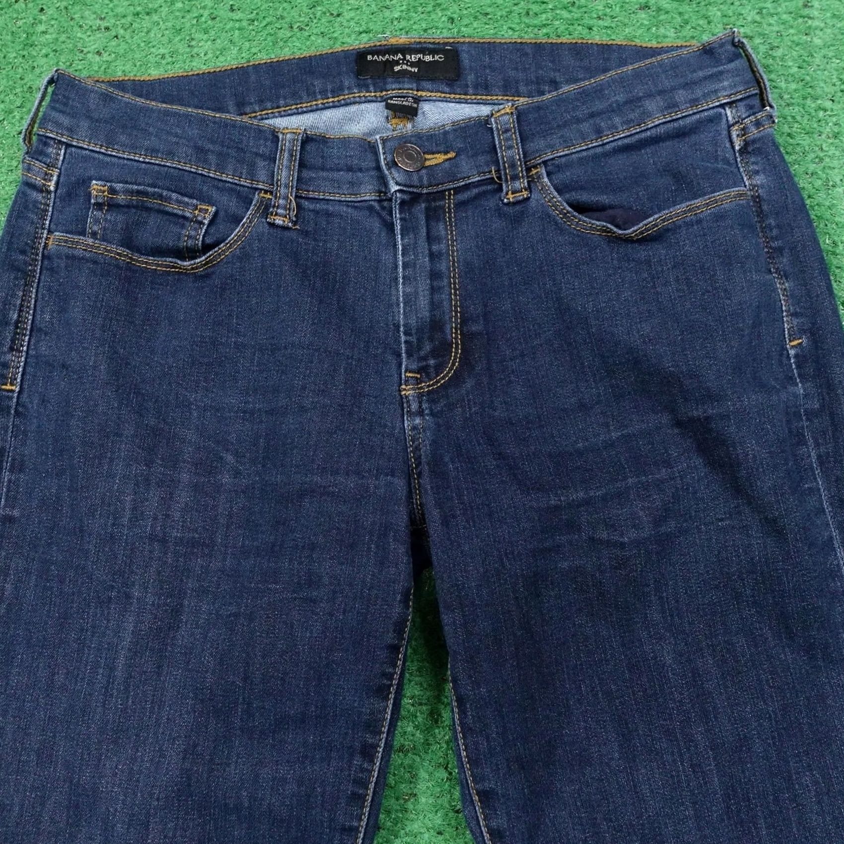 Banana Republic Banana Republic Jeans Womens 29/8 Blue Dark Wash Skinny Extra-Slim Stretch Crop Size 30" / US 8 / IT 44 - 2 Thumbnail