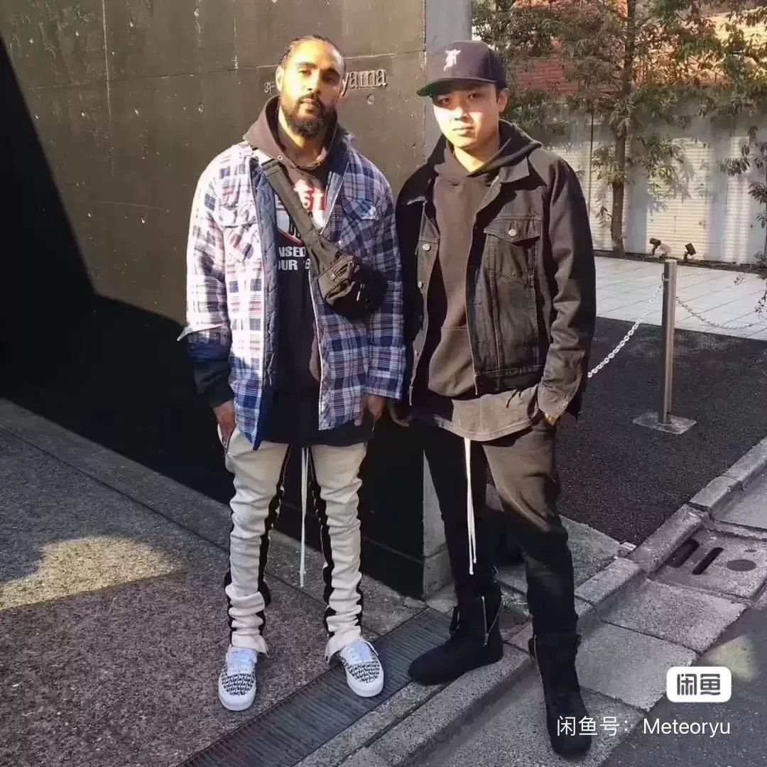 Fear of God fear of god drawstring pants in beige Size US 31 - 1 Thumbnail