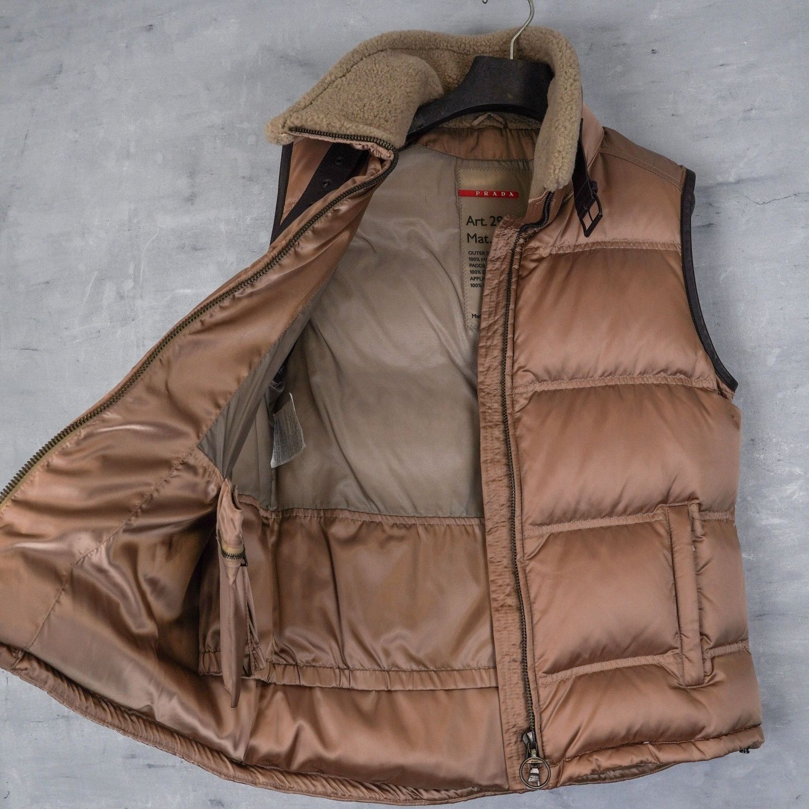 Prada Vintage prada brown nylon womens down puffer vest jacket Size M / US 6-8 / IT 42-44 - 7 Thumbnail
