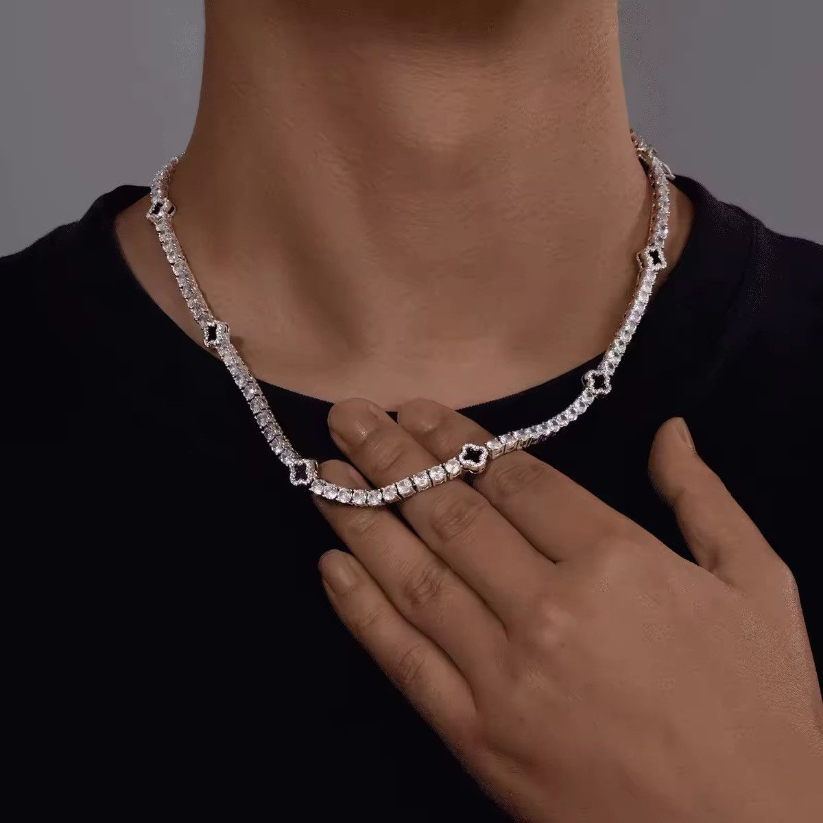 Other Iced Out Charm Lucky Clover 4mm Chains Necklace Size ONE SIZE - 1 Thumbnail