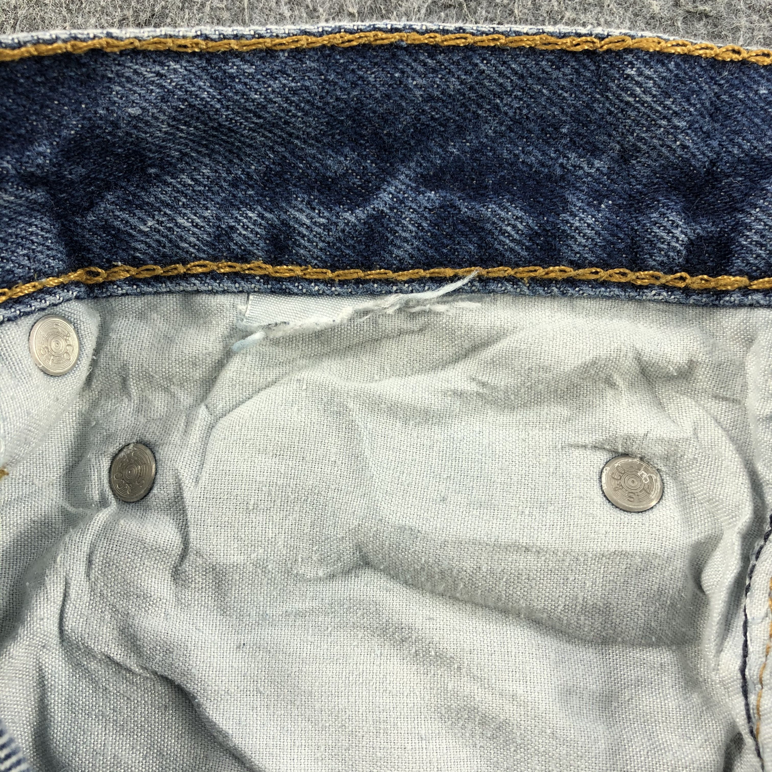 Levi's Faded Blue Vintage Levis 517 Jeans Flared Denim-J1006 Size US 34 / EU 50 - 9 Thumbnail