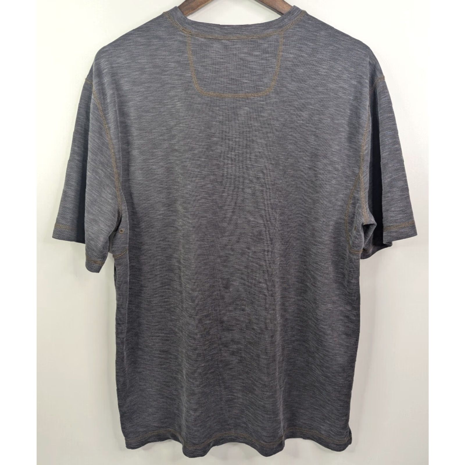 Tommy Bahama Tommy Bahama T-Shirt Mens Large Gray Lyocell Blend Knit Short Sleeve Breezeway Size US L / EU 52-54 / 3 - 3 Thumbnail