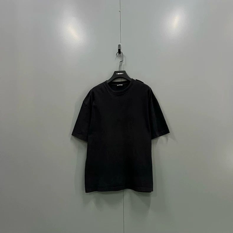 Balenciaga Balenciaga Black label logo short sleeve Size US XL / EU 56 / 4 - 1 Thumbnail