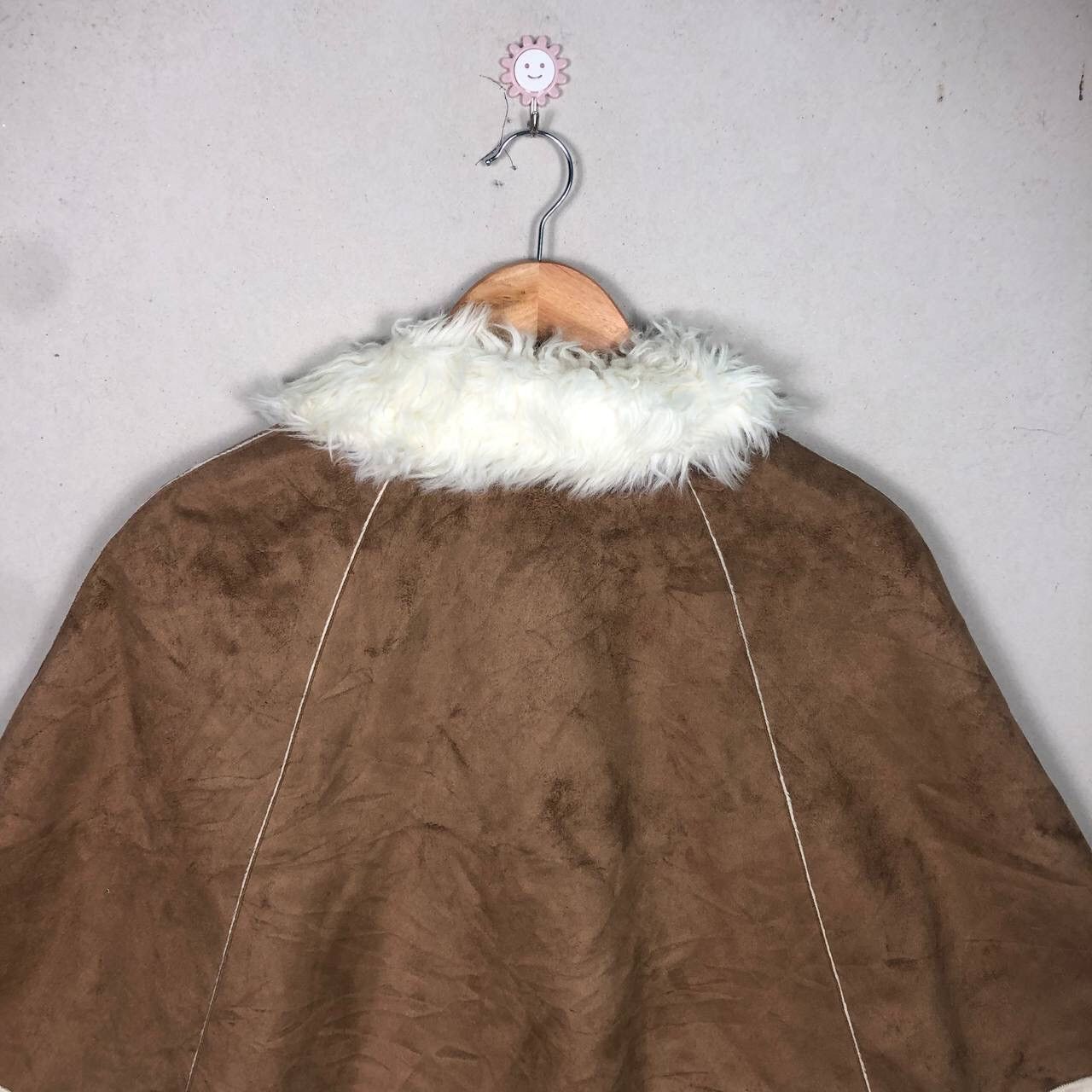 Cloak Vintage Torgiano B-3 Poncho Size US M / EU 48-50 / 2 - 4 Thumbnail