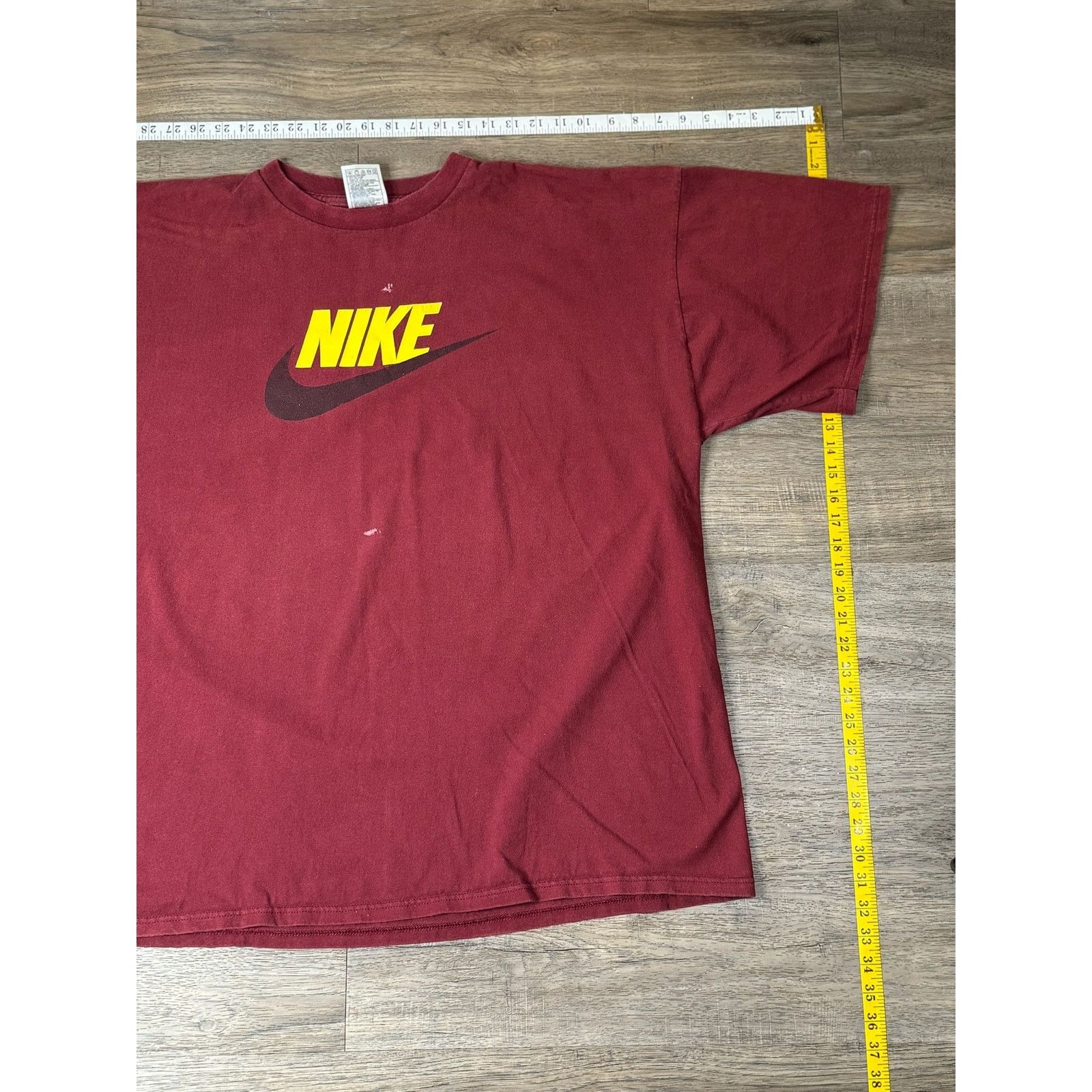 Nike Vintage Nike Team Red Logo T-Shirt, XXL Size US XXL / EU 58 / 5 - 7 Thumbnail