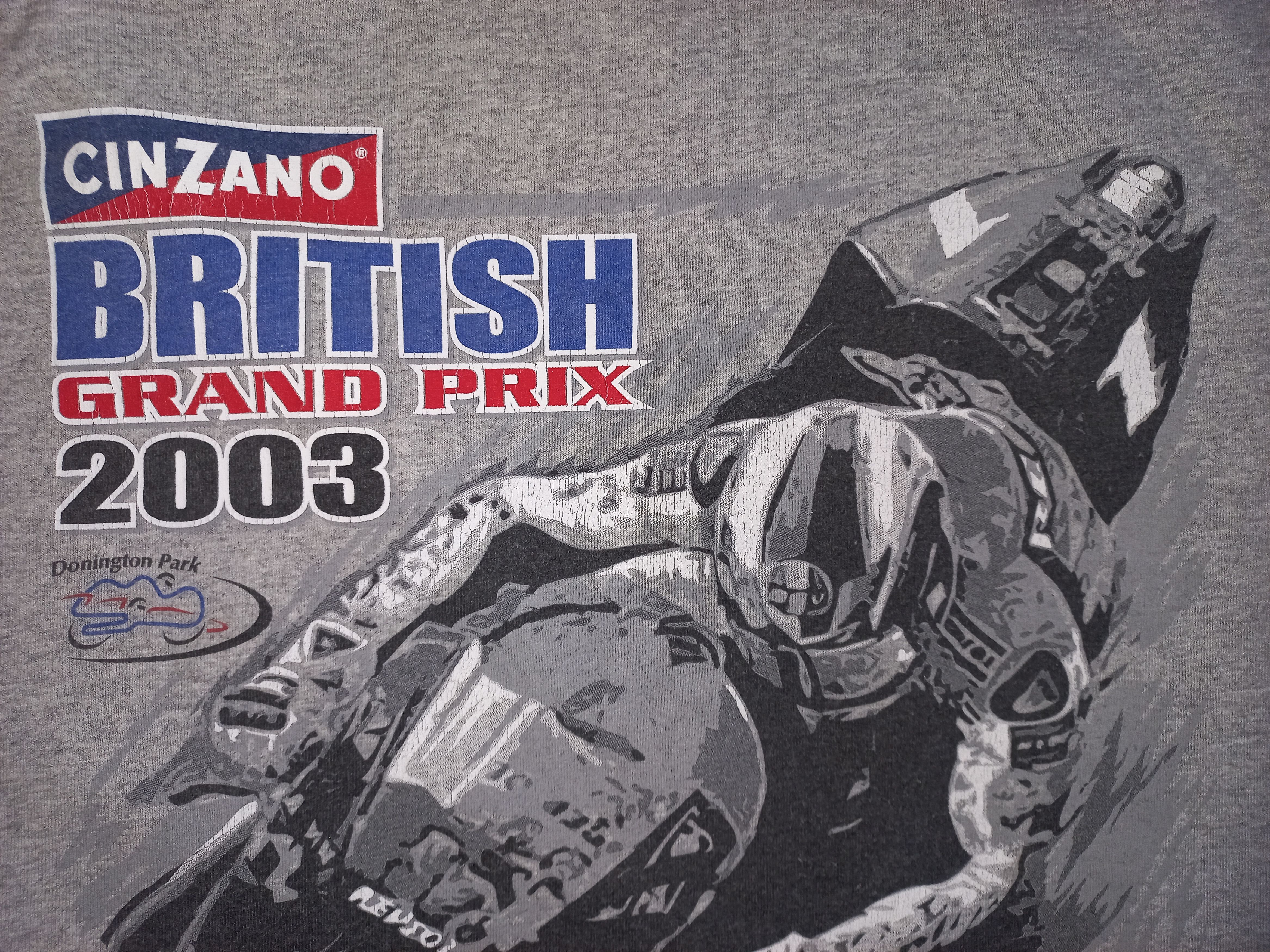 Gildan Vintage MotoGP British Grand Prix 2003 shirt (Size 2XL) Size US XXL / EU 58 / 5 - 5 Thumbnail