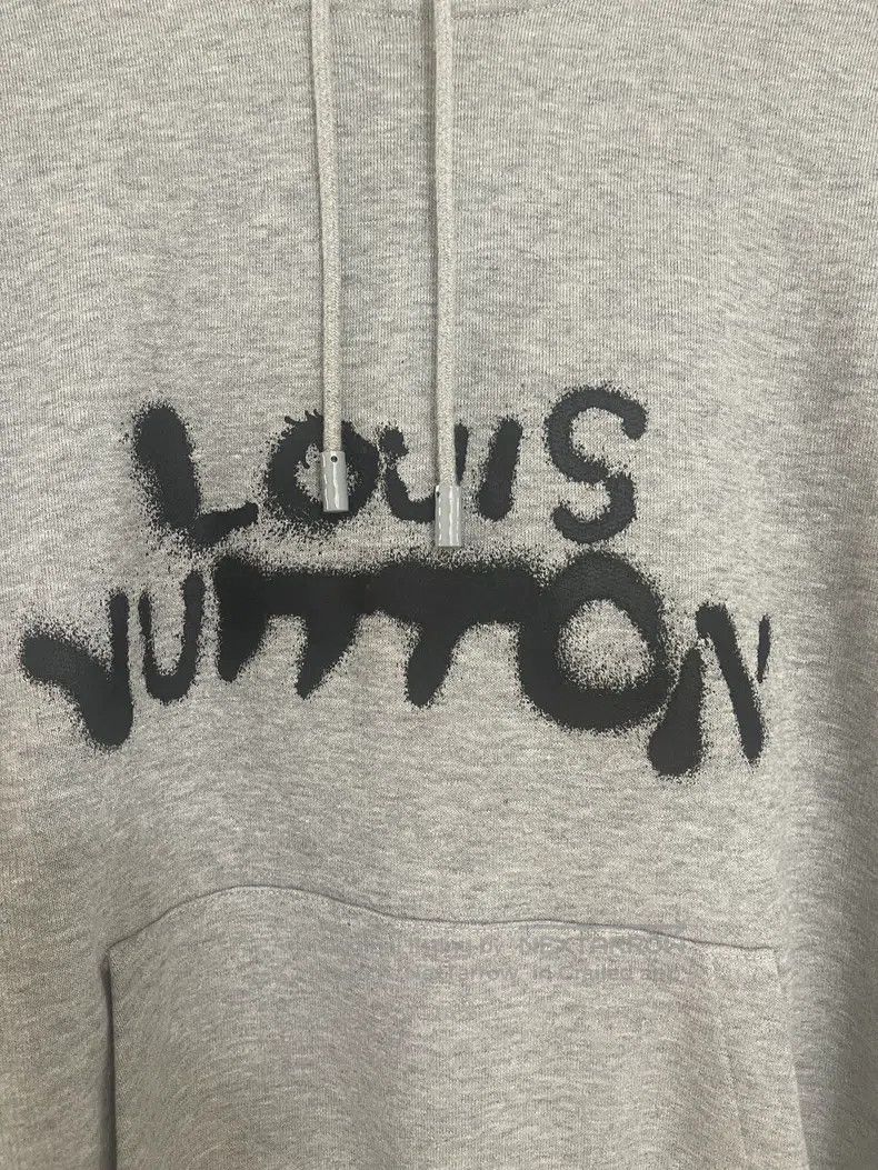 Louis Vuitton Louis Vuitton Neon character print classic hooded sweatshi Size US S / EU 44-46 / 1 - 2 Thumbnail