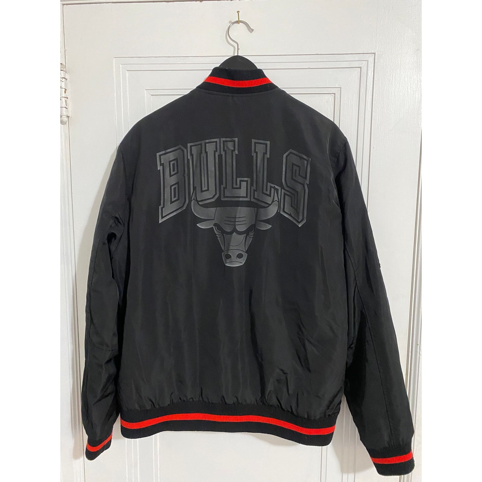 NBA Chicago Bulls NBA Basketball Jacket Size XL Size US XL / EU 56 / 4 - 6 Thumbnail