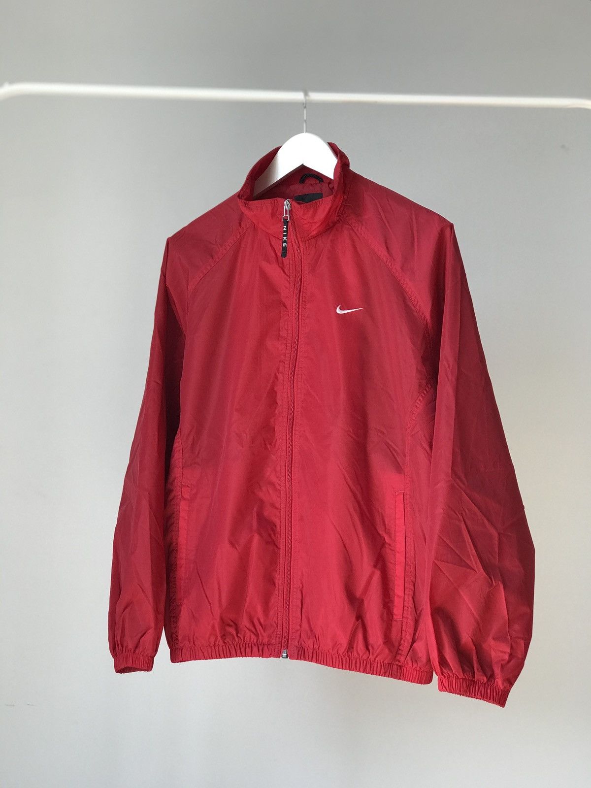 Nike VINTAGE NIKE NYLON JACKET WINDBREAKER Y2K DRILL HOT RED Size US S / EU 44-46 / 1 - 1 Thumbnail