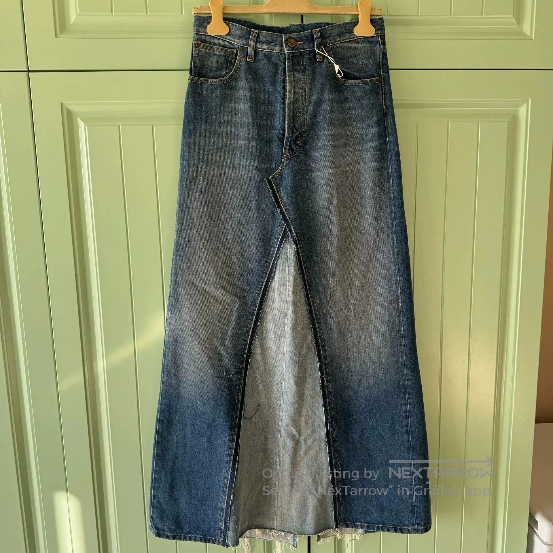 Maison Margiela Maison Margiela FW21 Two-Tone Denim Skirt. Size 35" - 1 Thumbnail