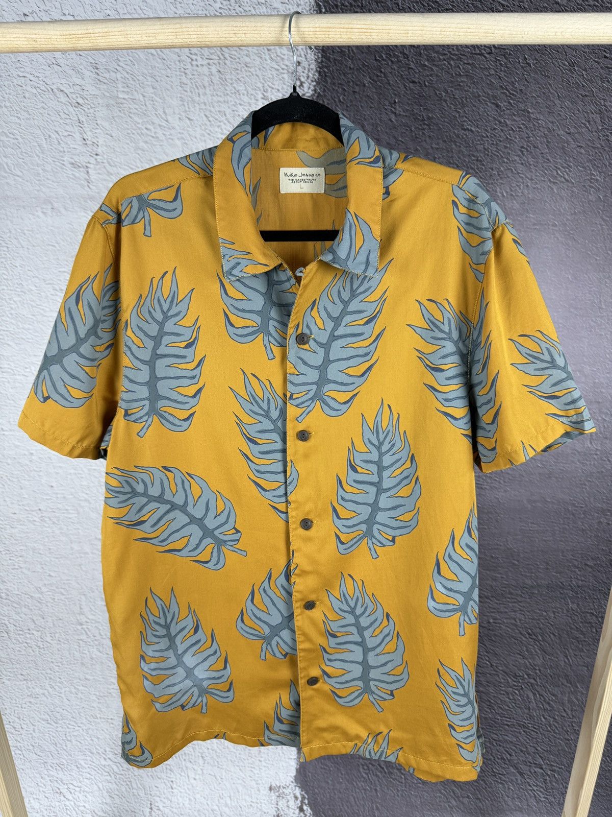 Nudie Jeans NUDIE JEANS CO. Mens ARVID LEAF Floral LOOP COLLAR Shirt Size US L / EU 52-54 / 3 - 2 Thumbnail