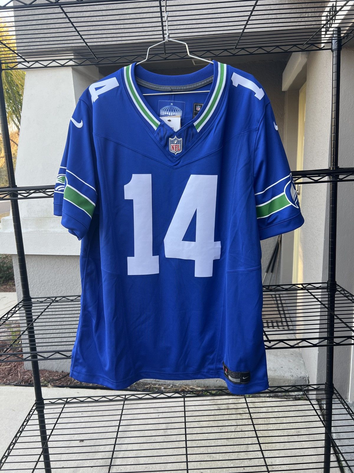 NFL NFL Seattle Seahawks DK Metcalf jersey Size US L / EU 52-54 / 3 - 1 Thumbnail