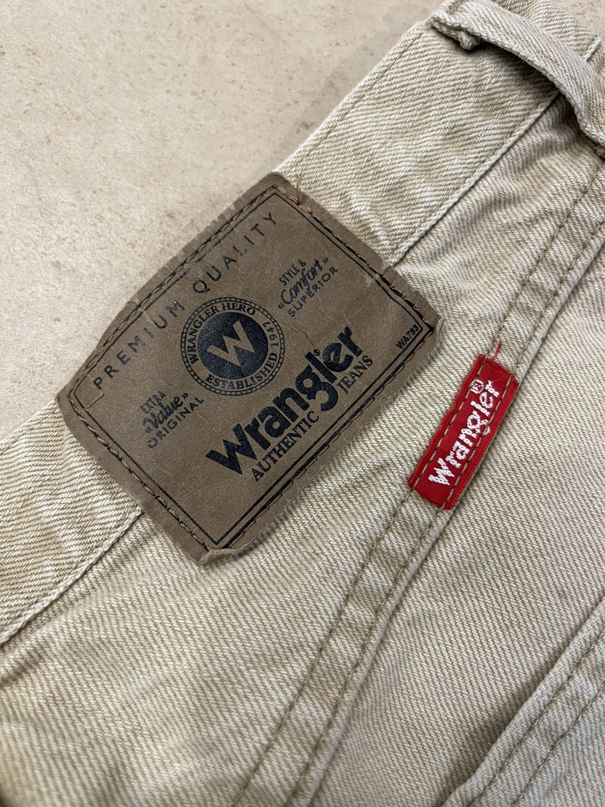 Vintage × Wrangler Wrangler Carpenter Workwear Distressed Denim Jeans Size US 32 / EU 48 - 3 Thumbnail
