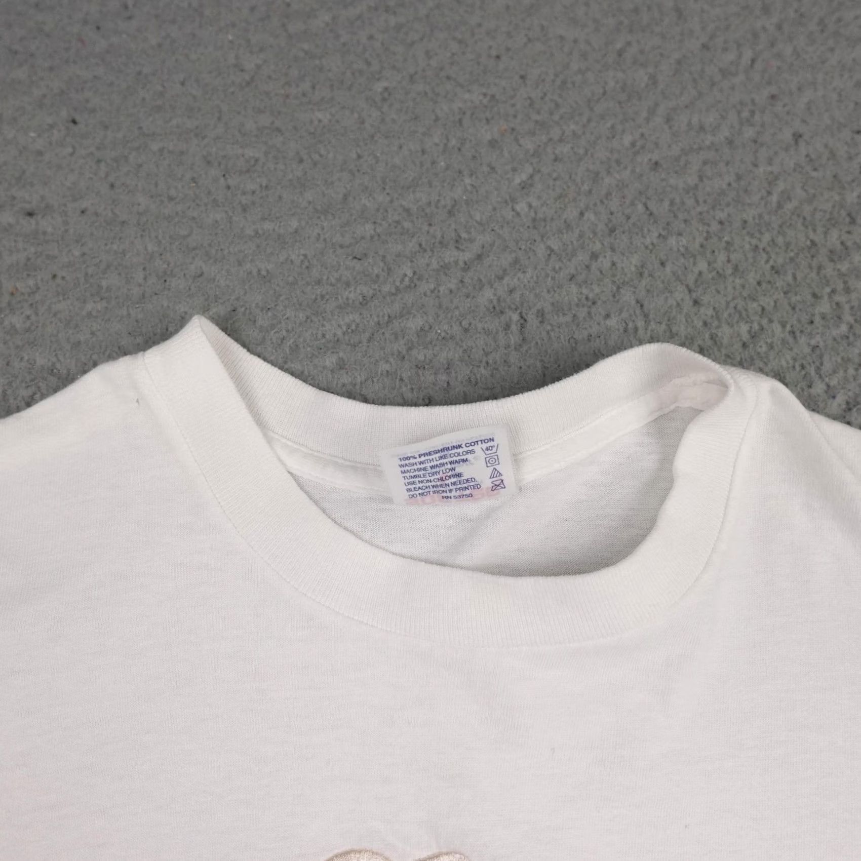 Vintage VINTAGE Grits Shirt Womens Medium White Girls Raised In The South Embroidered Tee USA Size M / US 6-8 / IT 42-44 - 5 Thumbnail