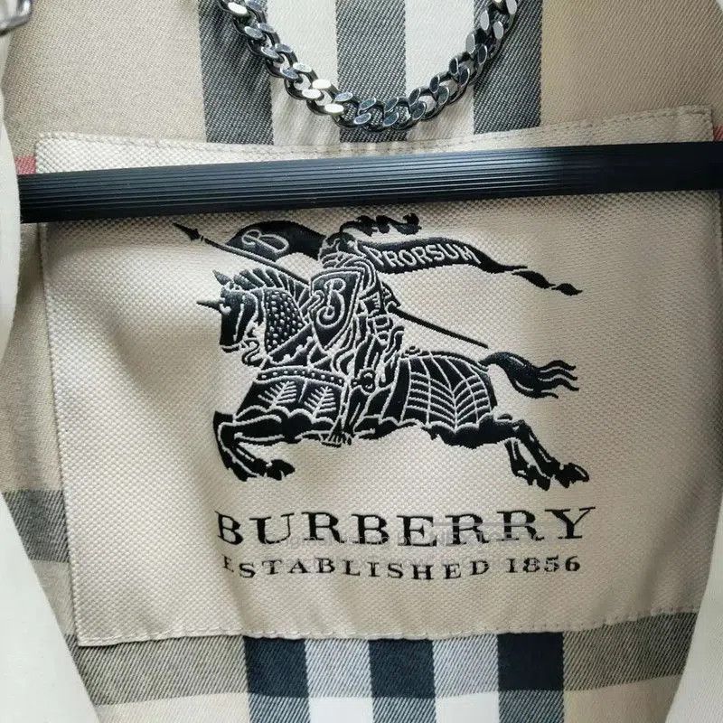 Burberry Burberry Khaki Cotton Women's Trench Coat. Size S / US 4 / IT 40 - 3 Thumbnail