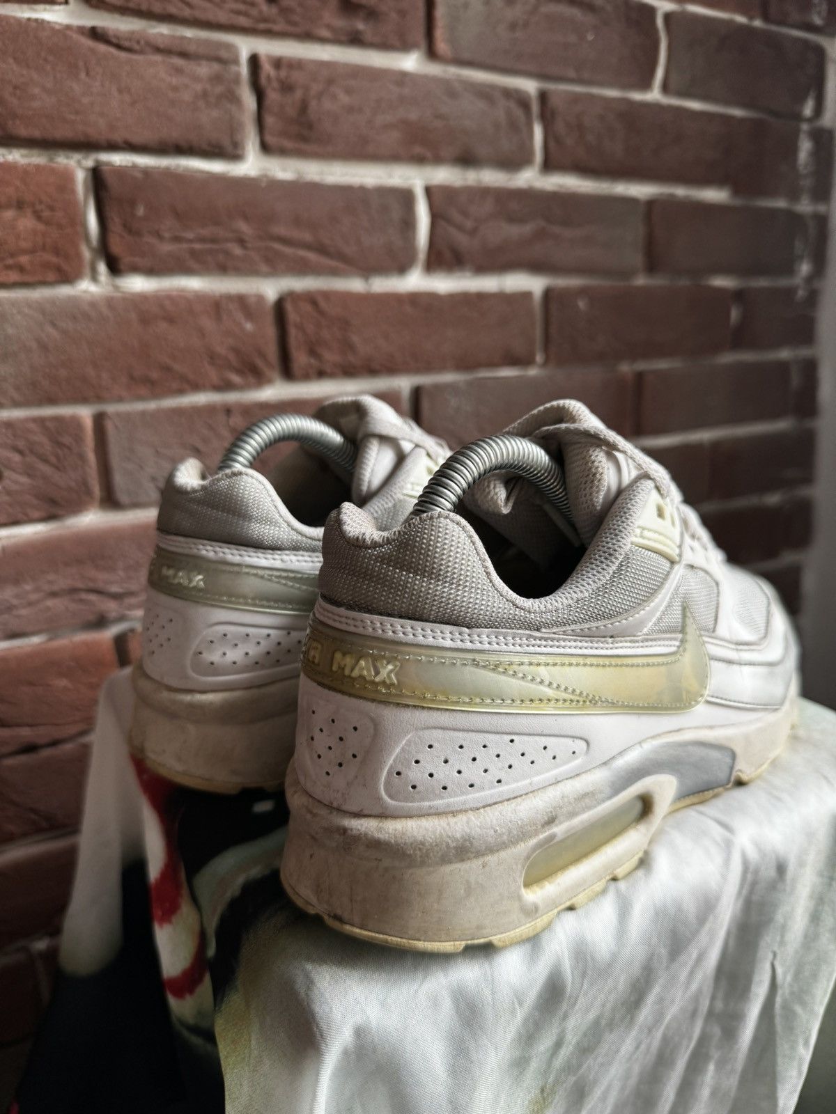 Nike Nike Air Max Classic Bw Vintage Y2k 2011 Silver Hype Kicks Size US 7 / EU 40 - 5 Thumbnail