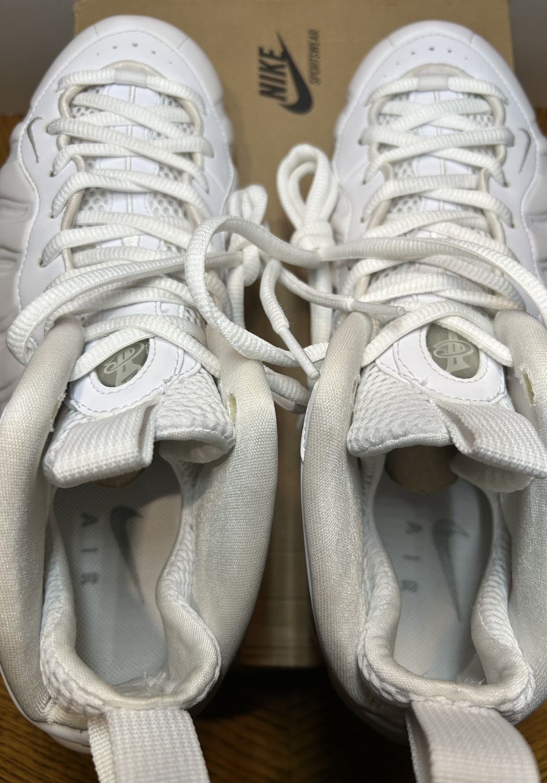 Nike Size 9.5 - Nike Air Foamposite One White-Out 2013 NO YELLOW Size US 9.5 / EU 42-43 - 6 Thumbnail
