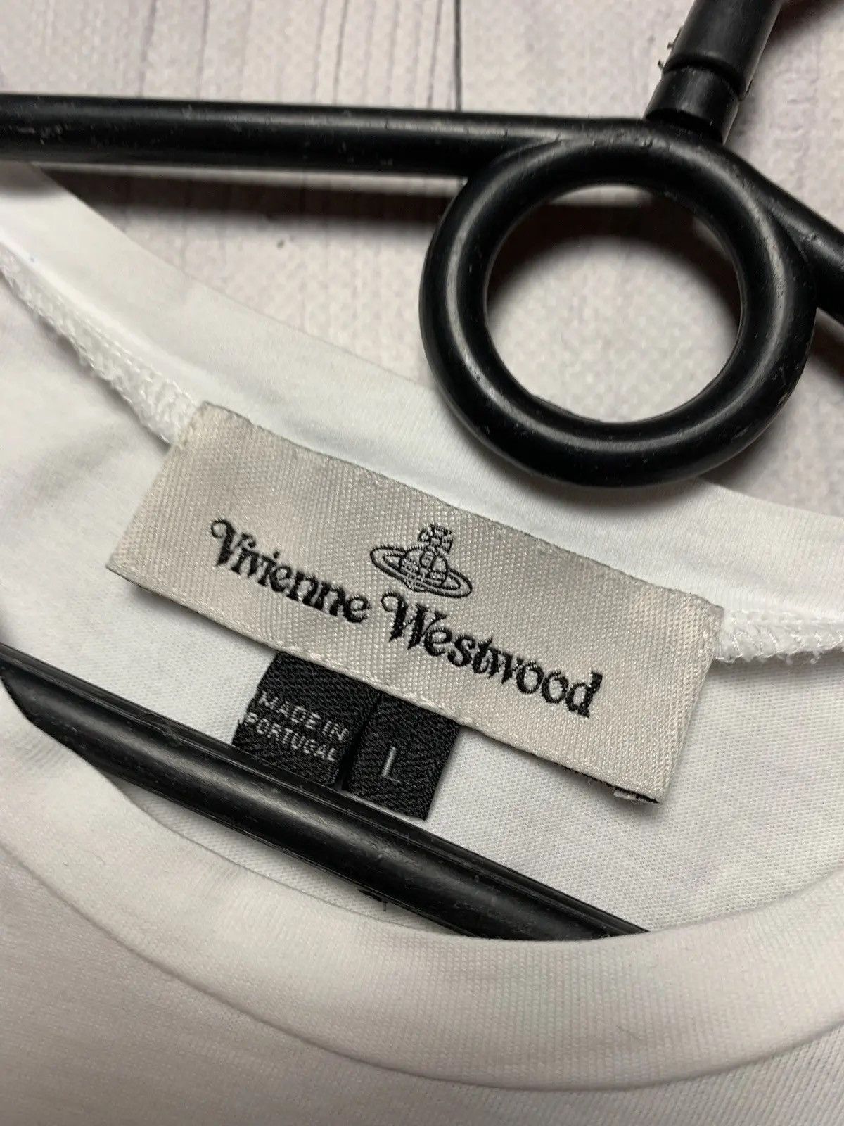 Vivienne Westwood Vivienne Westwood tee logo size L rare Size US L / EU 52-54 / 3 - 5 Thumbnail