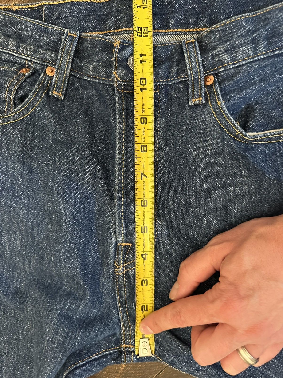 Levi's Levis 501 Jeans Mens 32x31 Straight Leg Button Fly Denim Size US 32 / EU 48 - 3 Thumbnail
