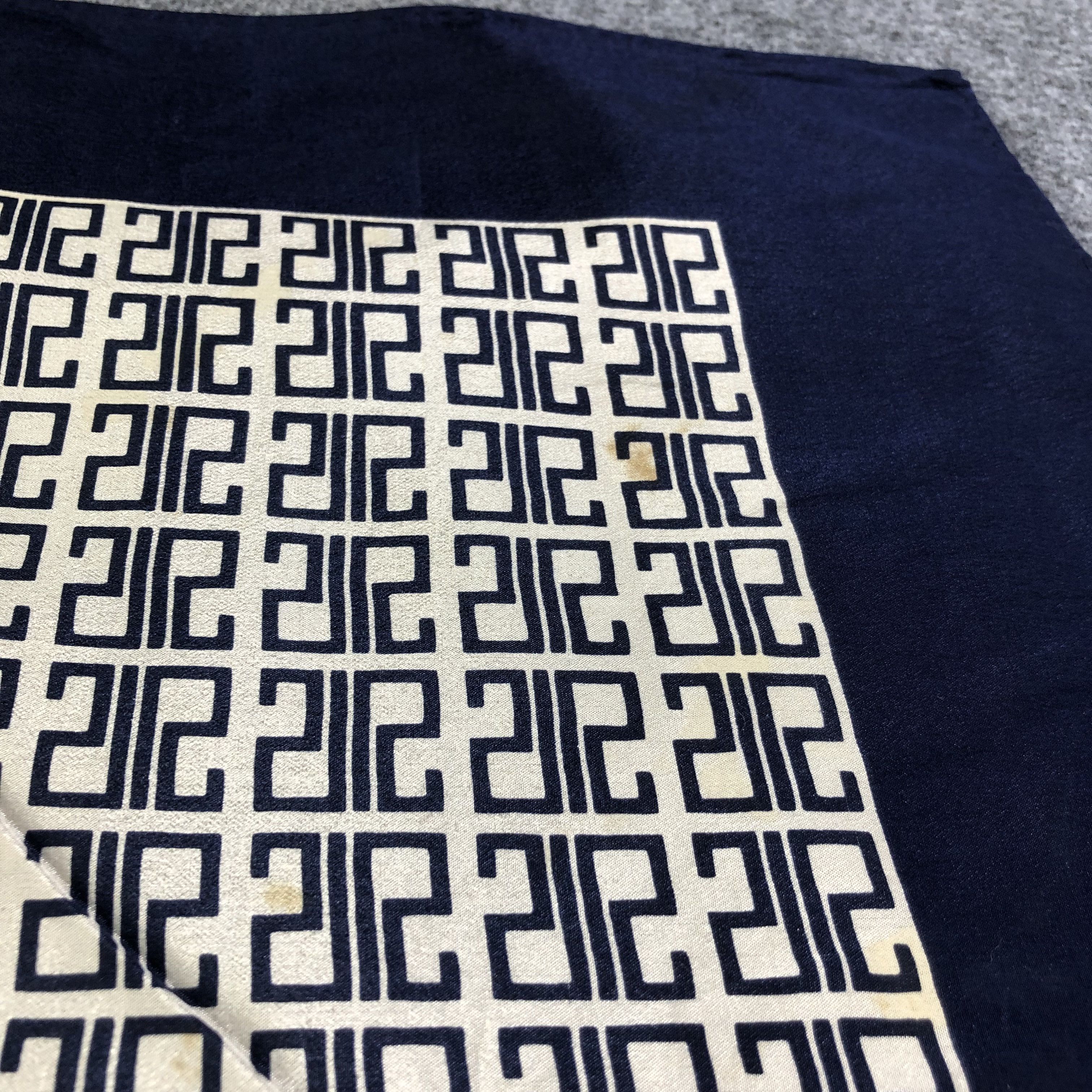Vintage Vintage Des Champs Elysees Monogram Silk Scarf M681 Size ONE SIZE - 8 Thumbnail