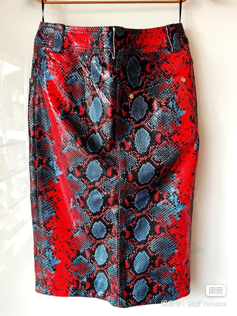 Versace Versace Cowhide snake semi-leather skirt Size M / US 6-8 / IT 42-44 - 5 Thumbnail