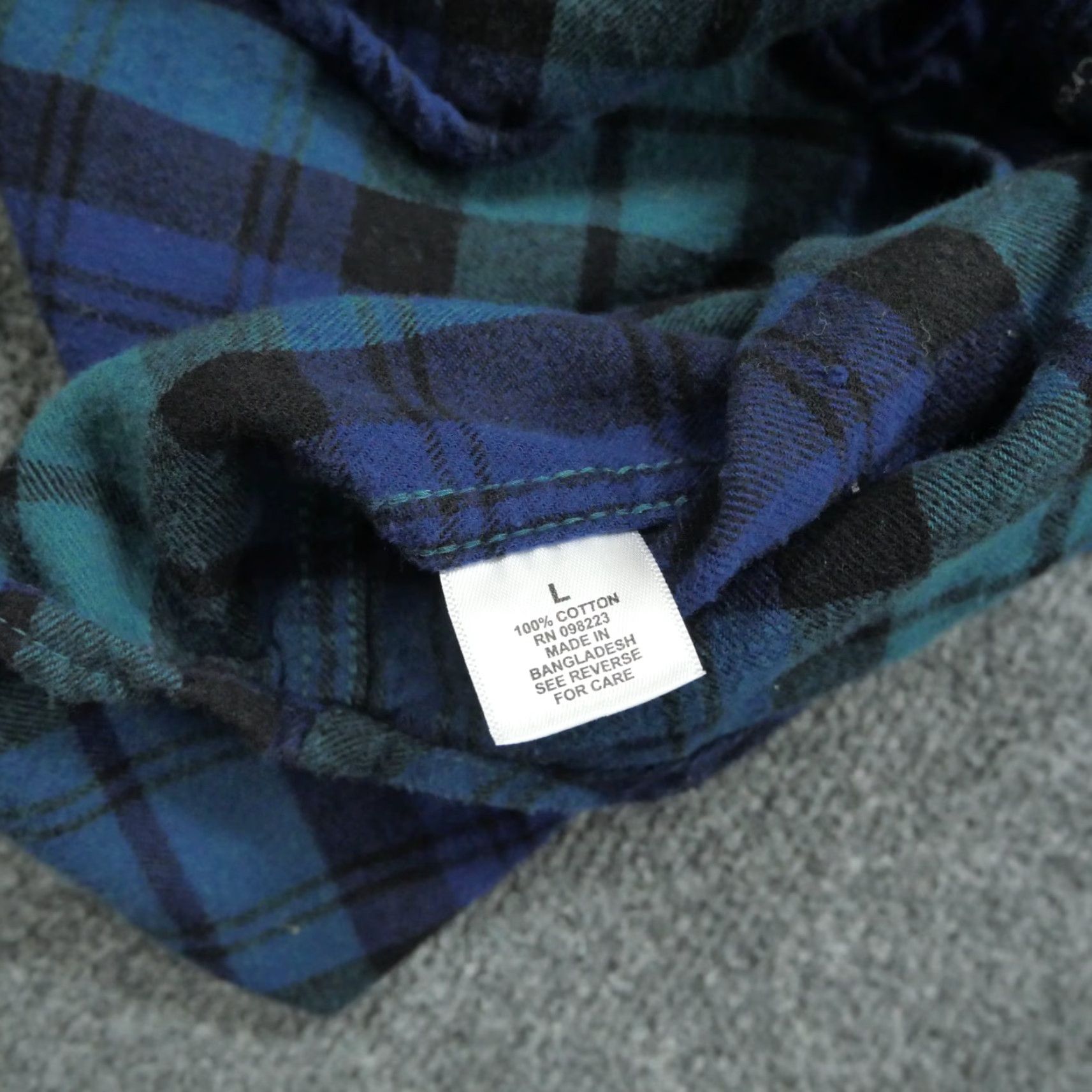 Vintage Magellan Shirt Mens L Blue Flannel Button Up Classic Fit Plaid Workwear Casual Long Sleeve Collared Button-Up Size US L / EU 52-54 / 3 - 5 Thumbnail