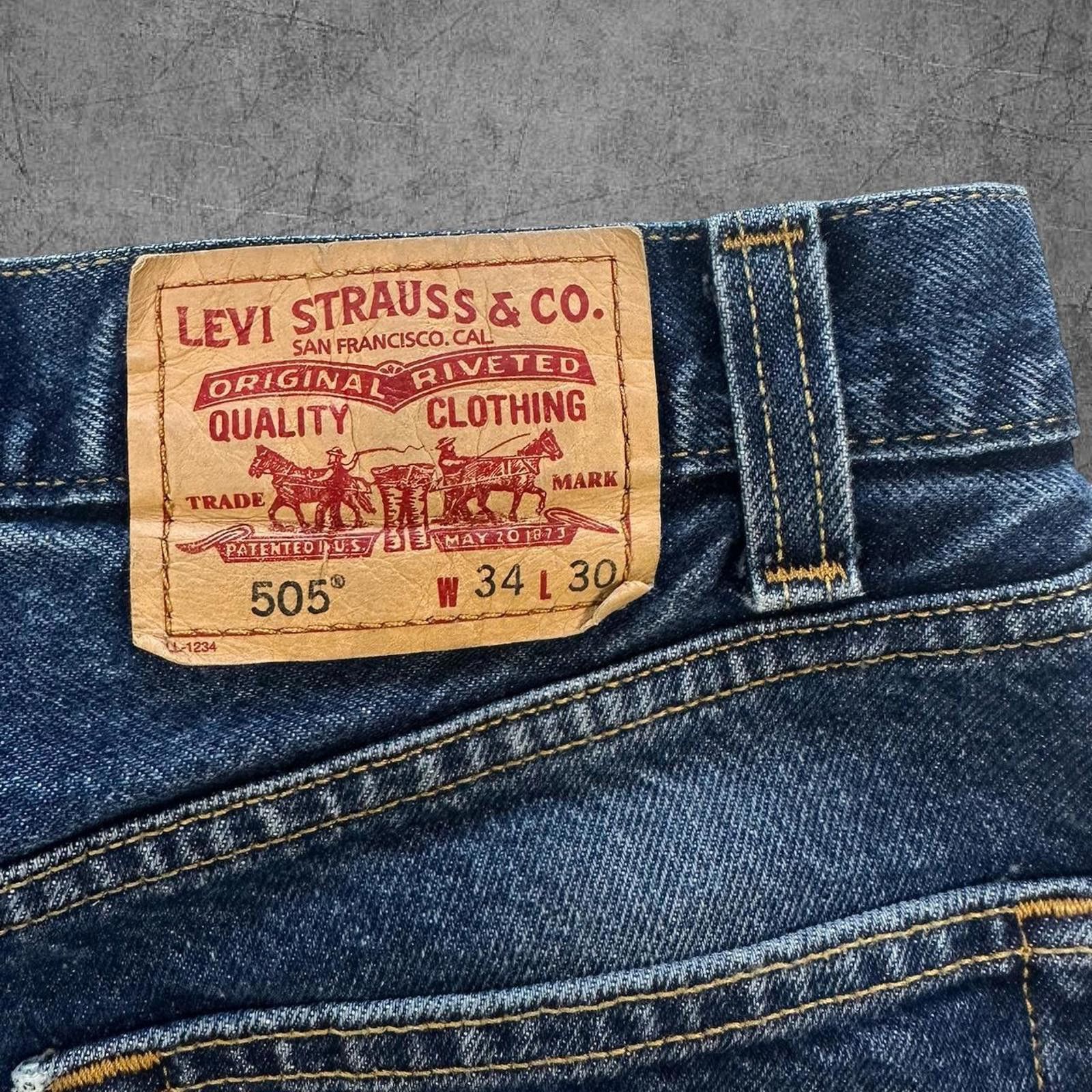 Levi's Y2K Faded Dark Wash Levi 505 Jeans Size US 34 / EU 50 - 8 Thumbnail