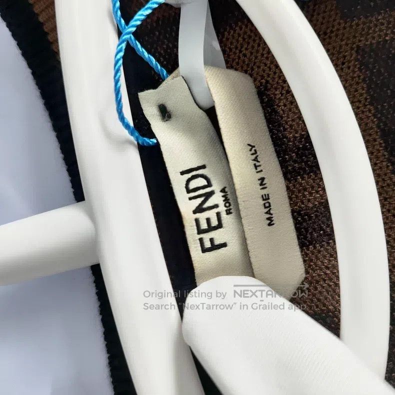 Fendi Fendi Knit Sweater - Monogram Size XS / US 0-2 / IT 36-38 - 3 Thumbnail