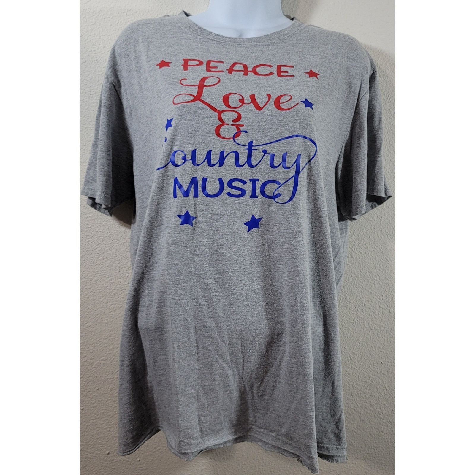 Gildan Gray Red Blue Graphic Peace Love & Country Music Top Large Size L / US 10 / IT 46 - 1 Thumbnail