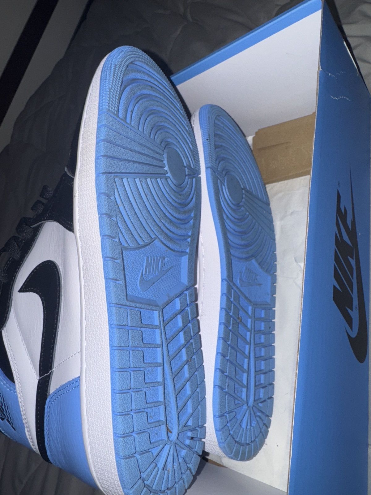 Nike Jordan 1 UNC High Top Size US 10 / EU 43 - 5 Thumbnail