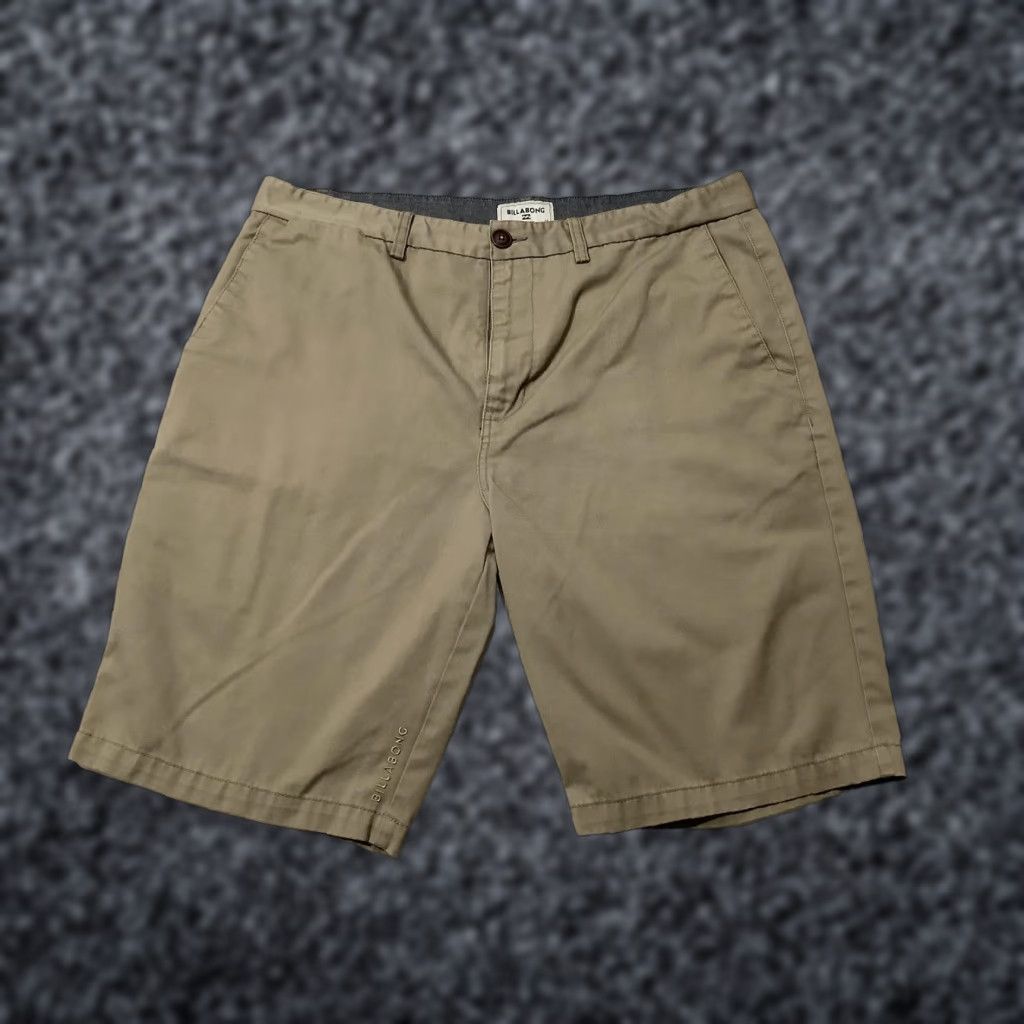 Billabong VINTAGE Billabong Shorts Mens 36 Beige Chino Flat Front Casual Logo Pockets Summer Mens Size US 36 / EU 52 - 1 Thumbnail