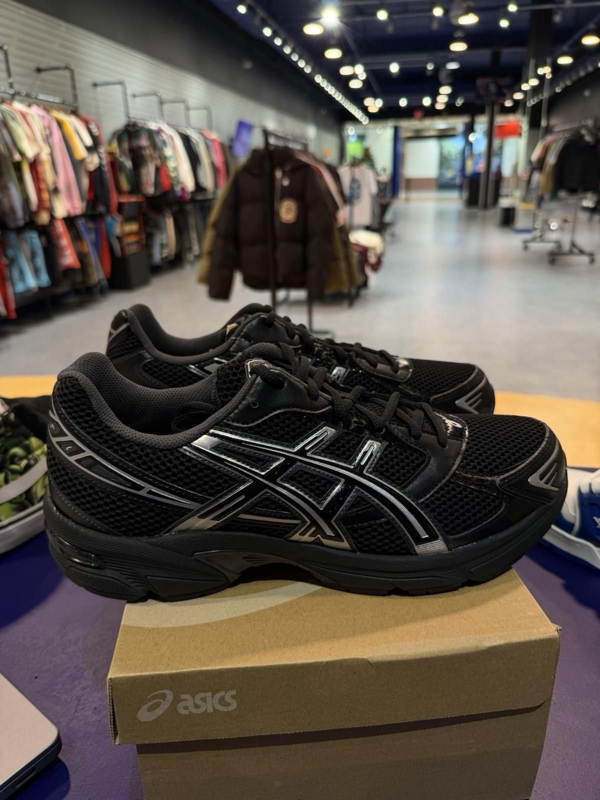 Asics ASICS Gel-1130 Black Pure Silver Men’s (11) 1201A906-001 NEW Size US 11 / EU 44 - 8 Thumbnail