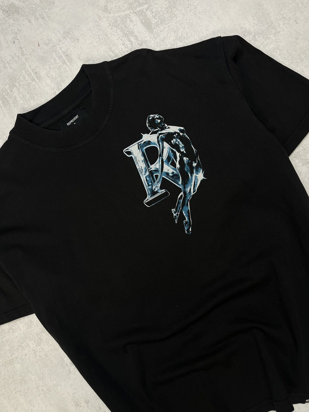 Represent Clo. Represent Black Oversized Tee with Dynamic Art Graphic Size US XL / EU 56 / 4 - 3 Thumbnail