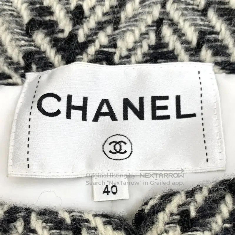 Chanel Chanel White Quilted Nylon Women's Jacket . Size M / US 6-8 / IT 42-44 - 5 Thumbnail